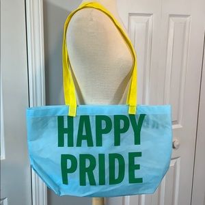 Urban Outfitters Ecote Allover Sequin Shopper Bag Silver Tote Retails $59 NWOT Urban Outfitters Ecote Allover Sequin Shopper Bag Silver Tote Retails $59 NWOT